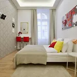 Hotel St King 11 By Hi5