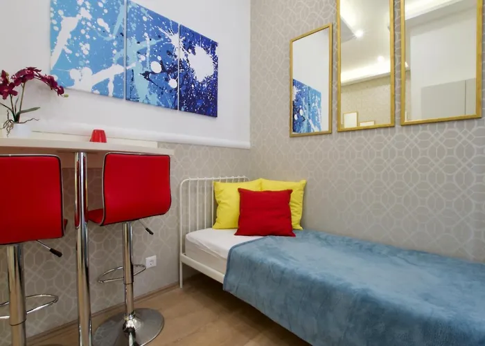 St King 11 By Hi5 Otel